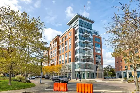 33 N Water St #607, Norwalk, CT 06854