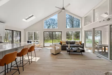251 Goodhouse Rd, Litchfield, CT 06759