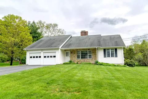 103 Laurel Dr, Killingly, CT 06241