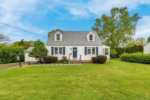 144 Hillside Ave, West Haven, CT 06516