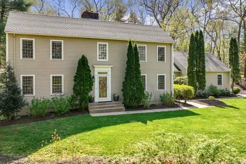 28 Anvil Dr, Avon, CT 06001