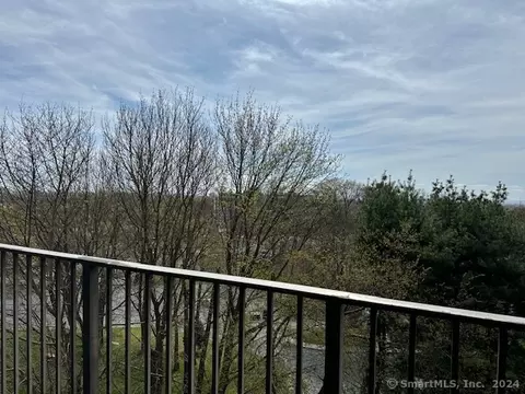 3200 Park Ave #5A1, Bridgeport, CT 06604