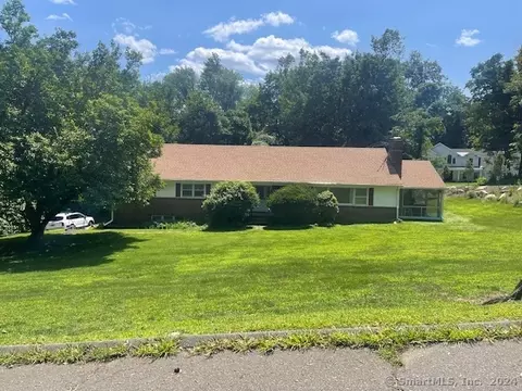 31 Gray Farms Rd, Stamford, CT 06905