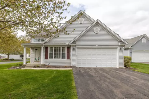 3 Summit Cir, Ellington, CT 06029
