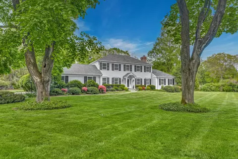 662 Silvermine Rd, New Canaan, CT 06840