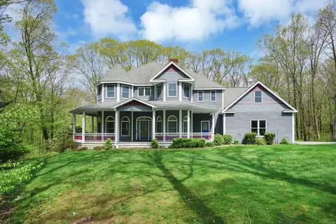 529 Eastbury Hill Rd, Glastonbury, CT 06033