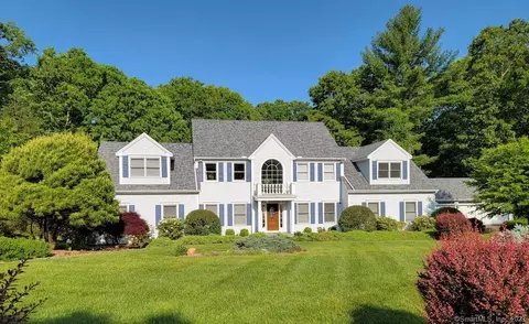 71 Glen Ln, Southbury, CT 06488