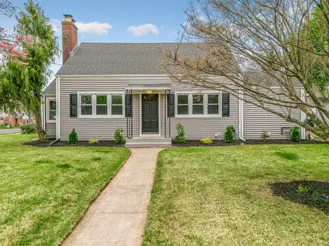 429 Woodin St, Hamden, CT 06514