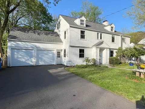 81 Laurel Rd, New Britain, CT 06052
