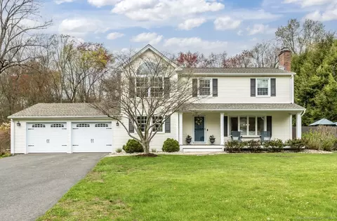 6 Gem Dr, Ellington, CT 06029