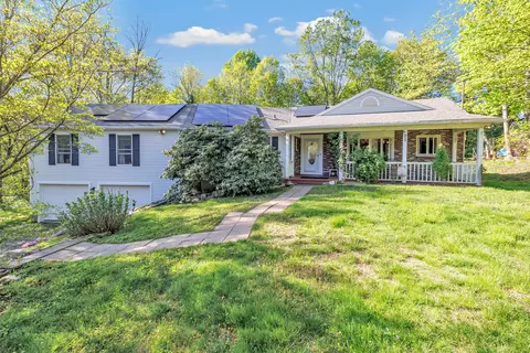 14 Sunset Hill Dr, Monroe, CT 06468