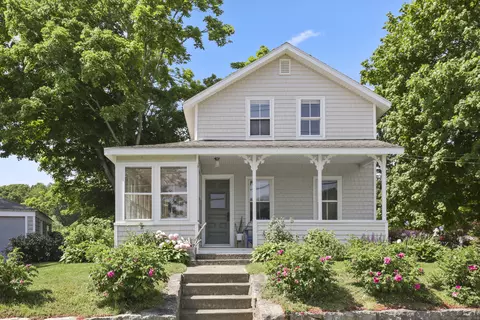 959 Stonington Rd, Stonington, CT 06378