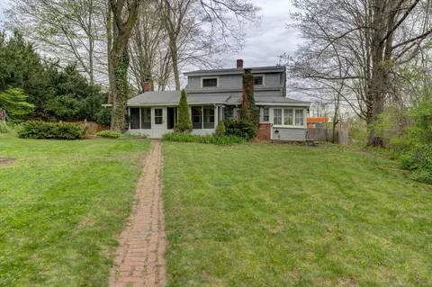 2773 Main St, Rocky Hill, CT 06067