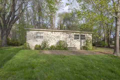 14 Old Forge Rd, Westbrook, CT 06498
