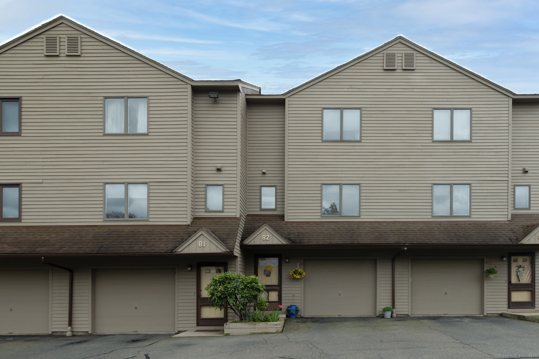489 Wolcott St Unit 82  