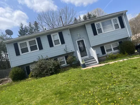 240 Stoddard Rd, Waterbury, CT 06708