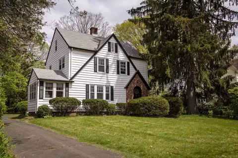 29 Bigelow St, Manchester, CT 06040