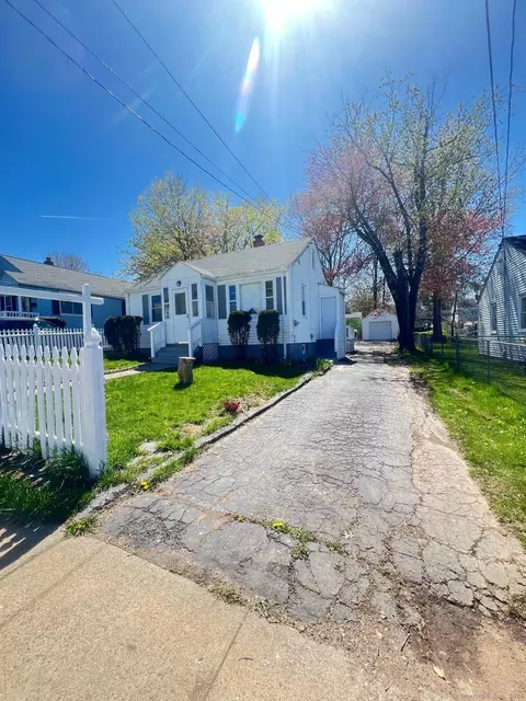 79 Coolidge St, Hartford, CT 06106