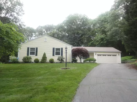 17 Harbor Vw N, Essex, CT 06426