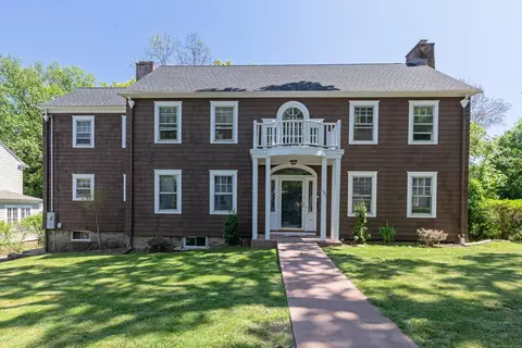 165 Brookview Ave, Fairfield, CT 06825