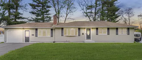 15 Boyle Dr, Enfield, CT 06082