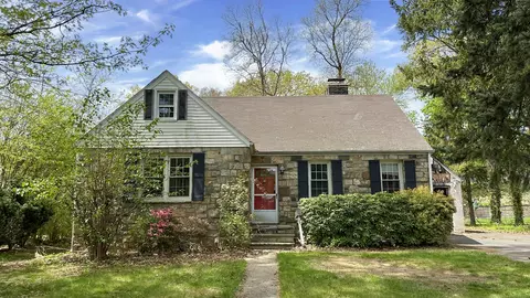 26 Pershing Ave, Stamford, CT 06905