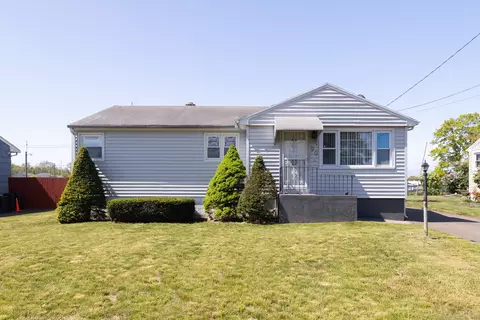 90 Victor St, East Haven, CT 06512