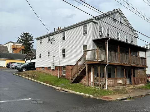 568 N Main St, Norwich, CT 06360
