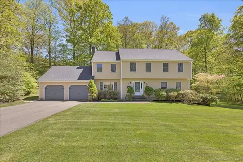 418 Spring Lake Rd, Southington, CT 06489