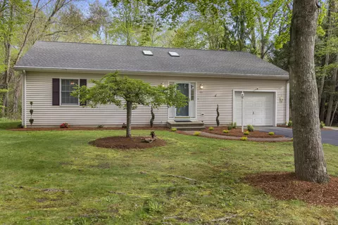 112 Wildwood Ave, Madison, CT 06443