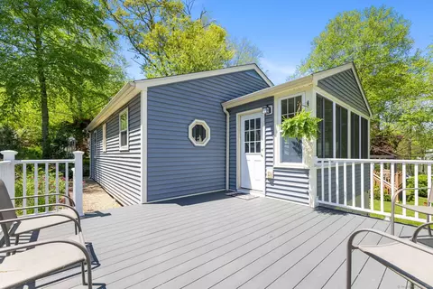 27 Forest Way, Colchester, CT 06415