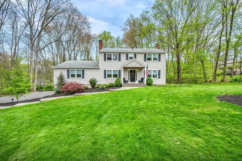 434 Wexford Pl, Cheshire, CT 06410