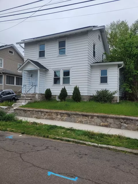 36 Fleet St, Bridgeport, CT 06606