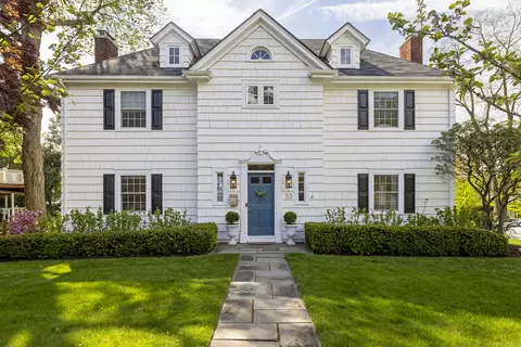33 Dry Hill Rd, Norwalk, CT 06851