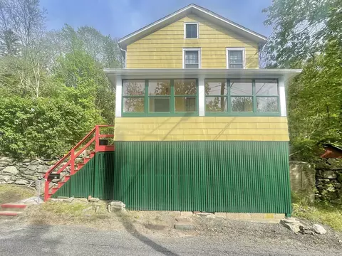 2 Remer St, Ansonia, CT 06401