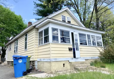 369 Edgewood Ave, Waterbury, CT 06706