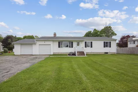 18 James Pl, Wolcott, CT 06716