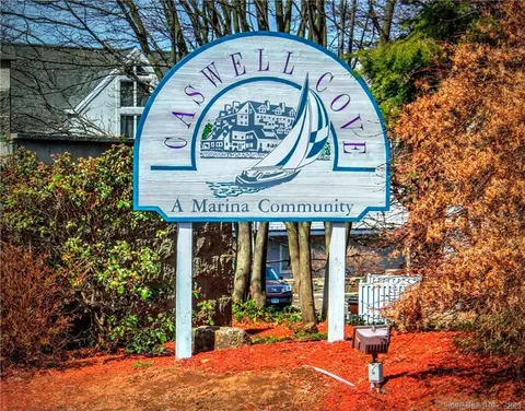 512 Popes Island Rd #512, Milford, CT 06461