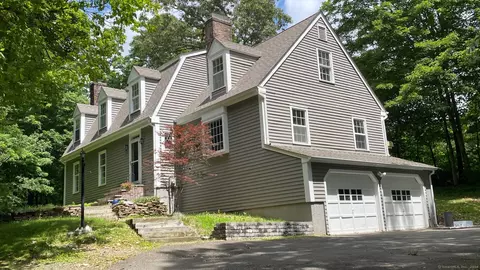 27 Mill Stone Dr, Guilford, CT 06437