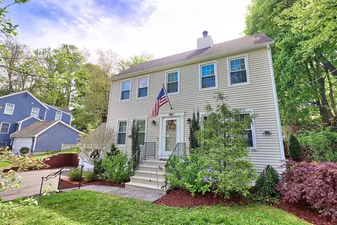 179 Country Club Rd, Waterbury, CT 06708