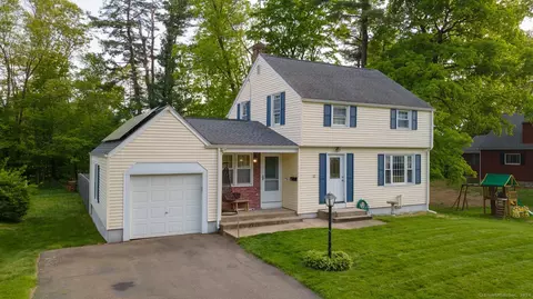 12 Powder Ridge Rd, Enfield, CT 06082