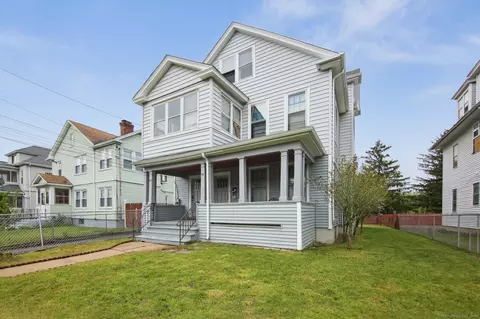50-52 Victoria Rd, Hartford, CT 06114