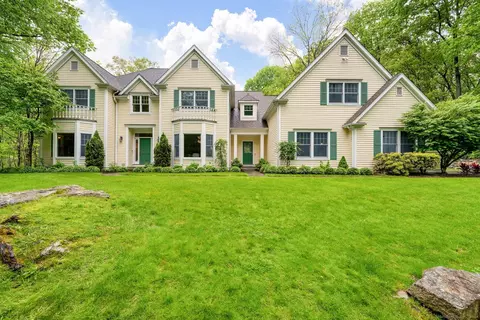 67 Lords Hwy E, Weston, CT 06883