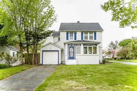 263 Pearl St, Enfield, CT 06082