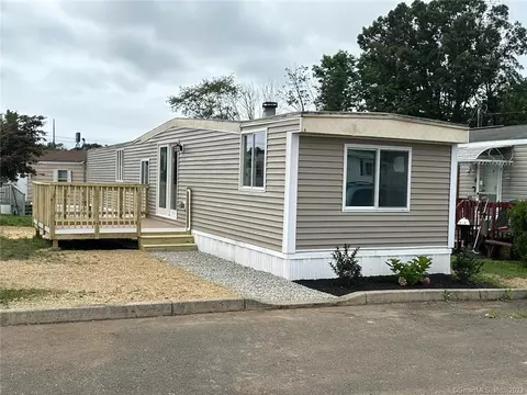 19 Leetes Island Rd #21, Branford, CT 06405