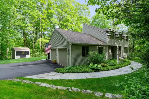 74 Deer Run, Burlington, CT 06013