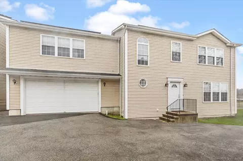 559 Hope St #B, Stamford, CT 06907
