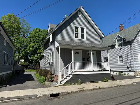 10 Barnum Ct, Danbury, CT 06810