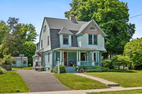 9 Lemay St, West Hartford, CT 06107