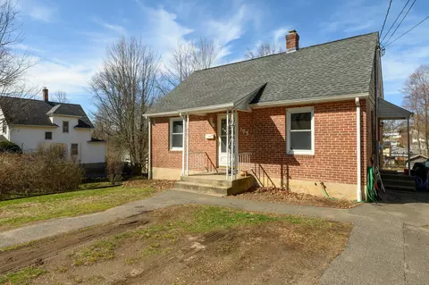 103 Midland Rd, Waterbury, CT 06705